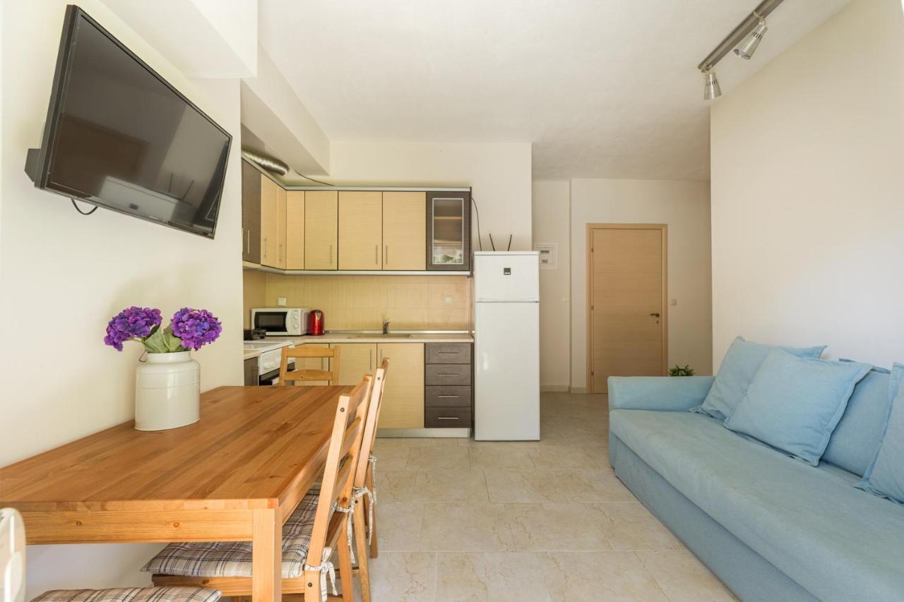 Siviri Forest View Apartment エクステリア 写真