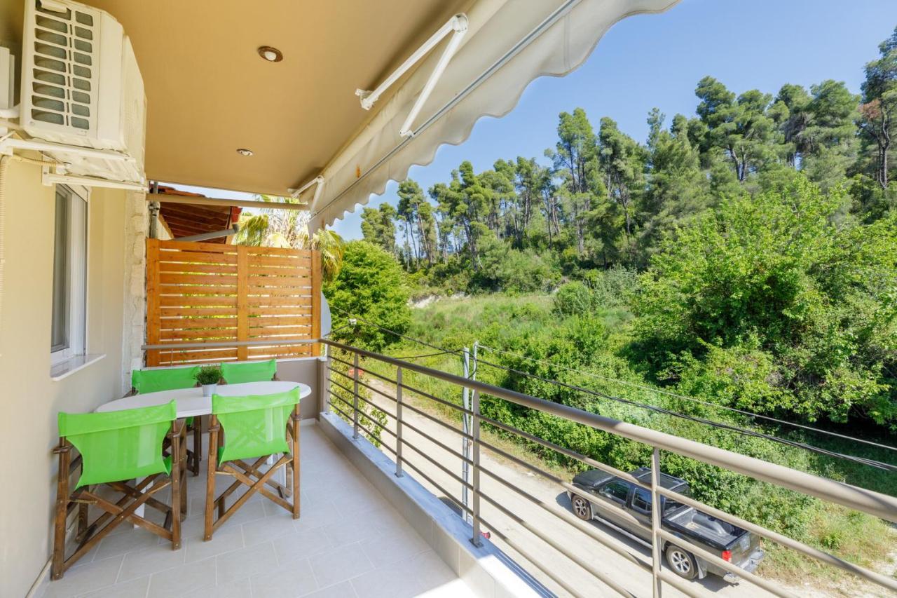 Siviri Forest View Apartment エクステリア 写真